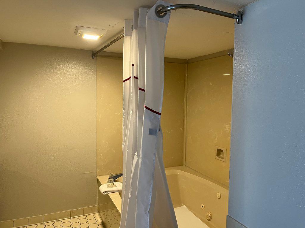 Red Roof Inn & Suites Monroe, Nc ภายนอก รูปภาพ
